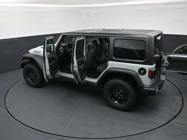New 2027 Earl Clear-Coat Exterior Paint Jeep Willys image 28