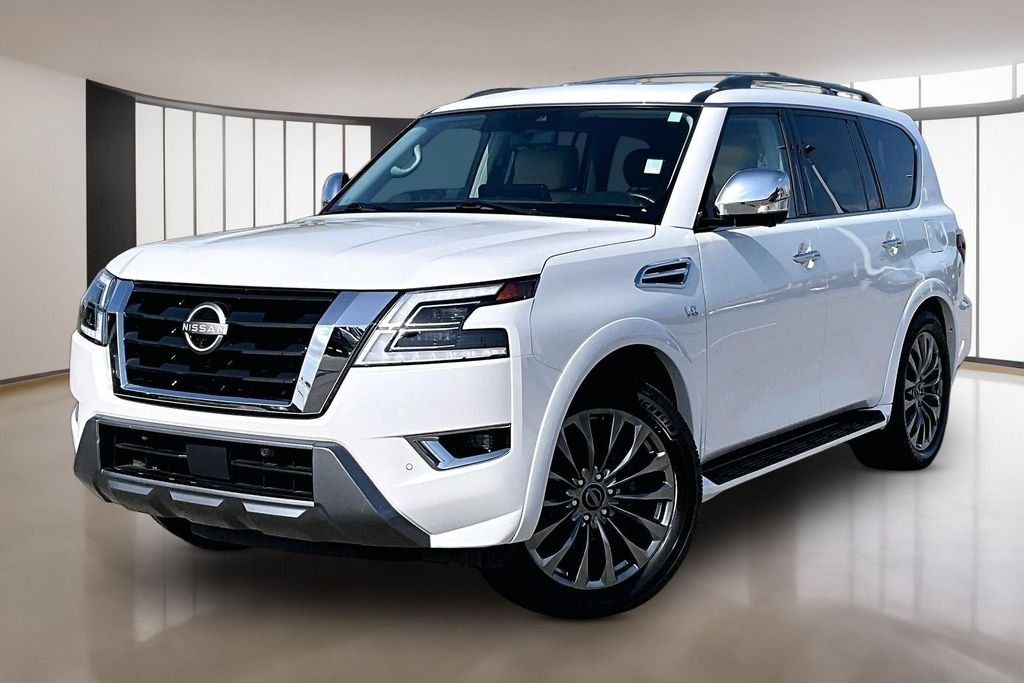 Used 2021 White Nissan Platinum image 1