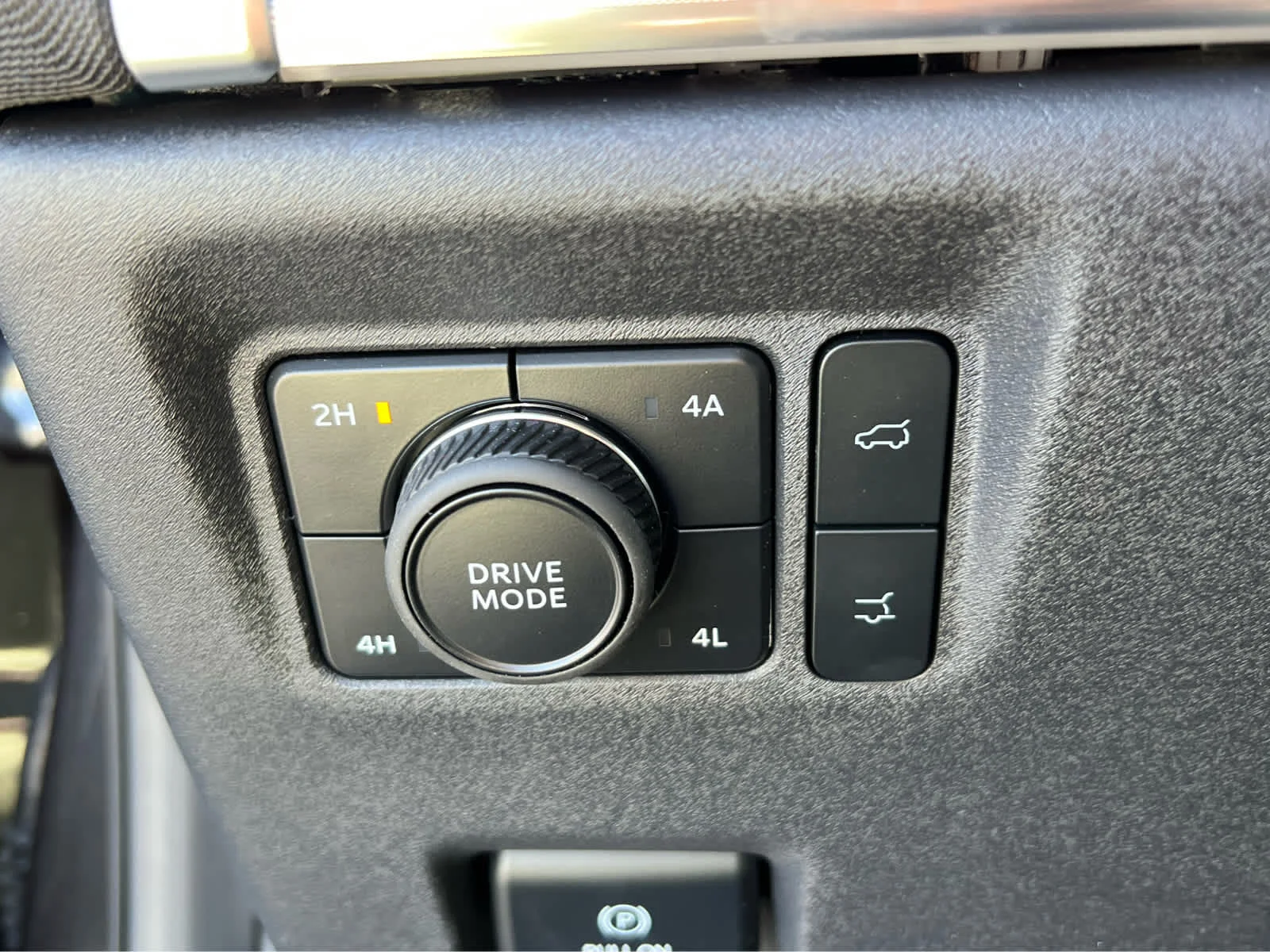 New 2026 Dark Matter Gray Metallic Ford MAX Platinum® image 33