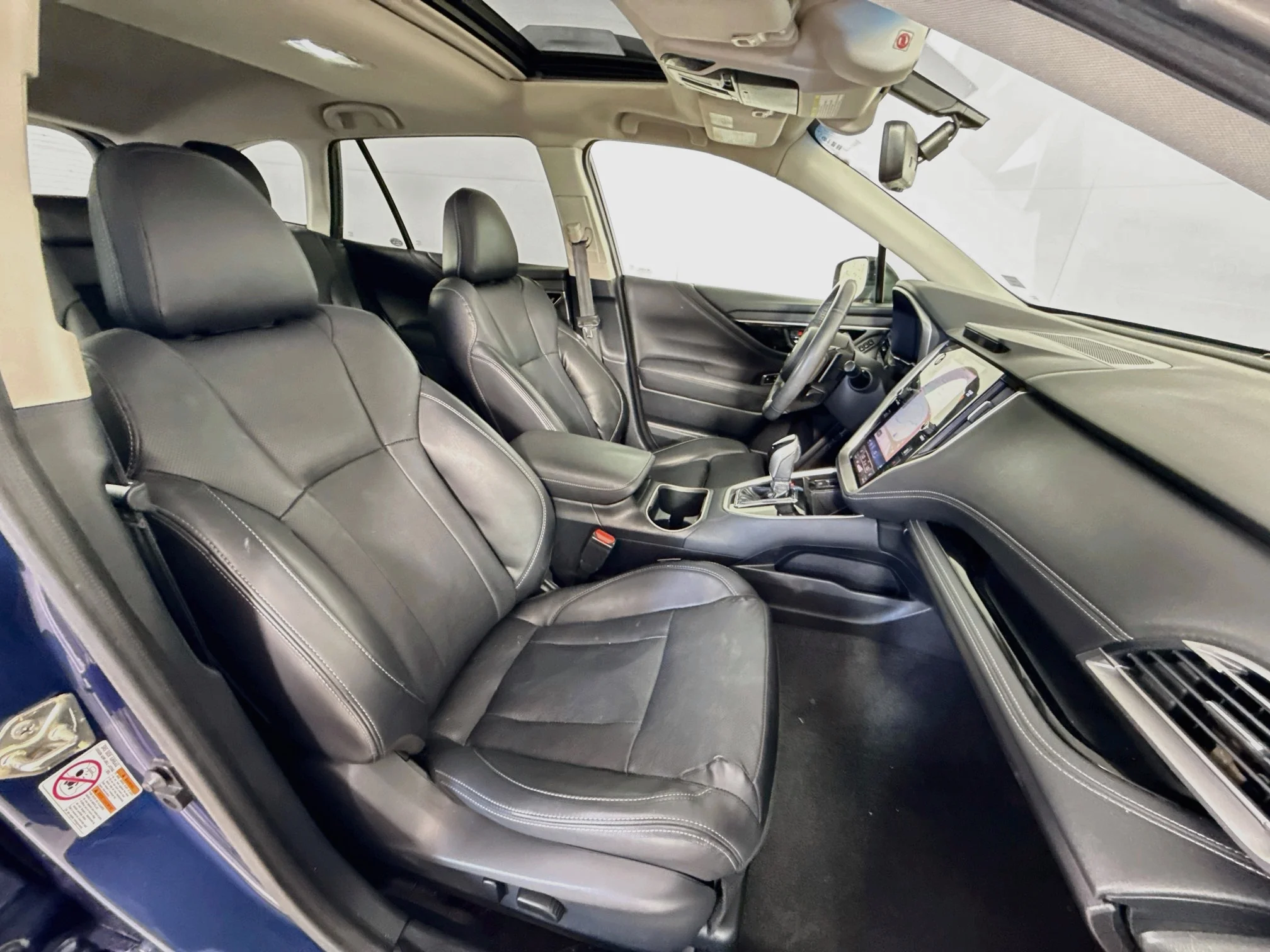 Used 2020 Abyss Blue Pearl Subaru Limited image 30