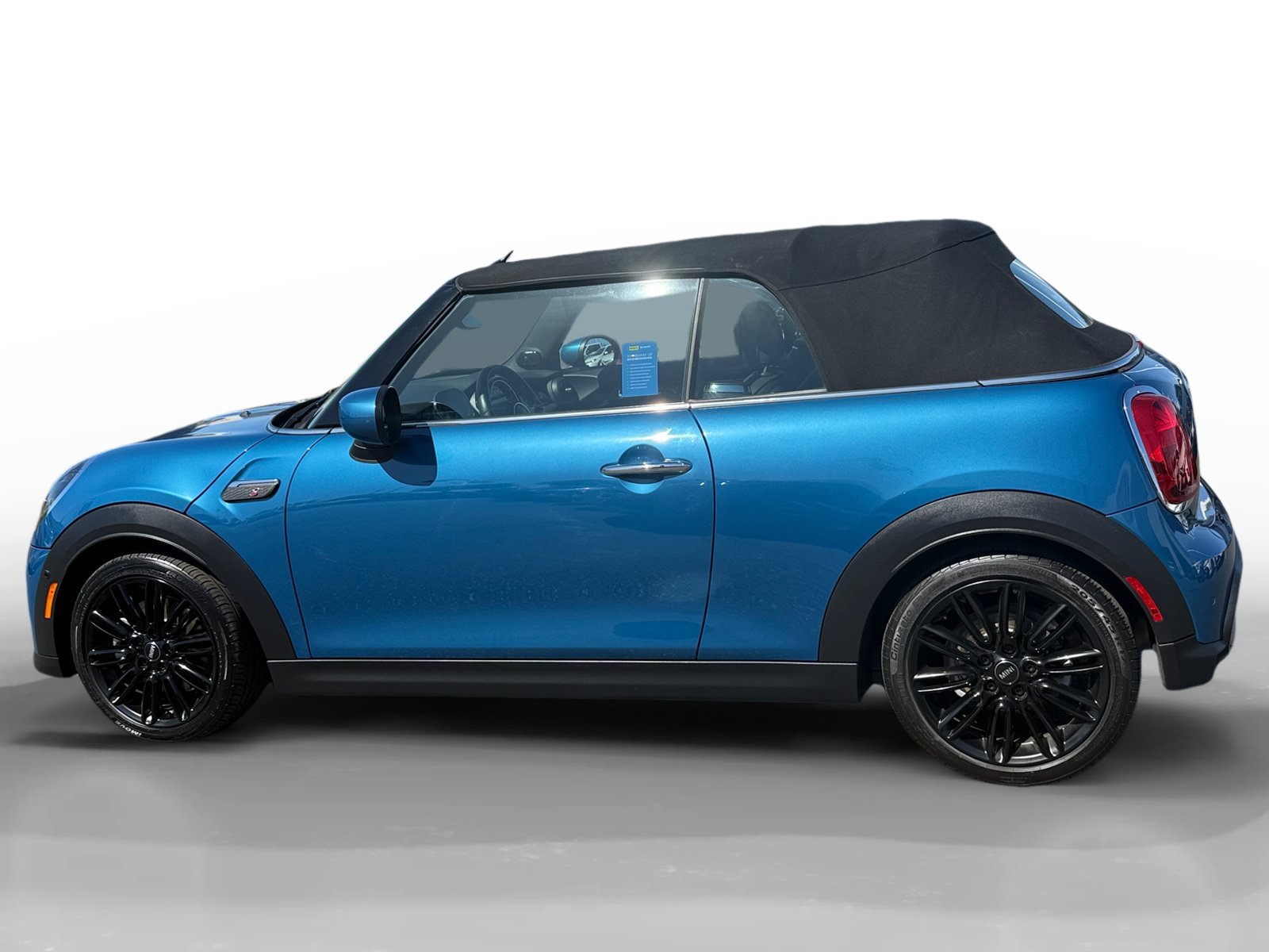 Used 2023 Island Blue Metallic MINI Base image 2