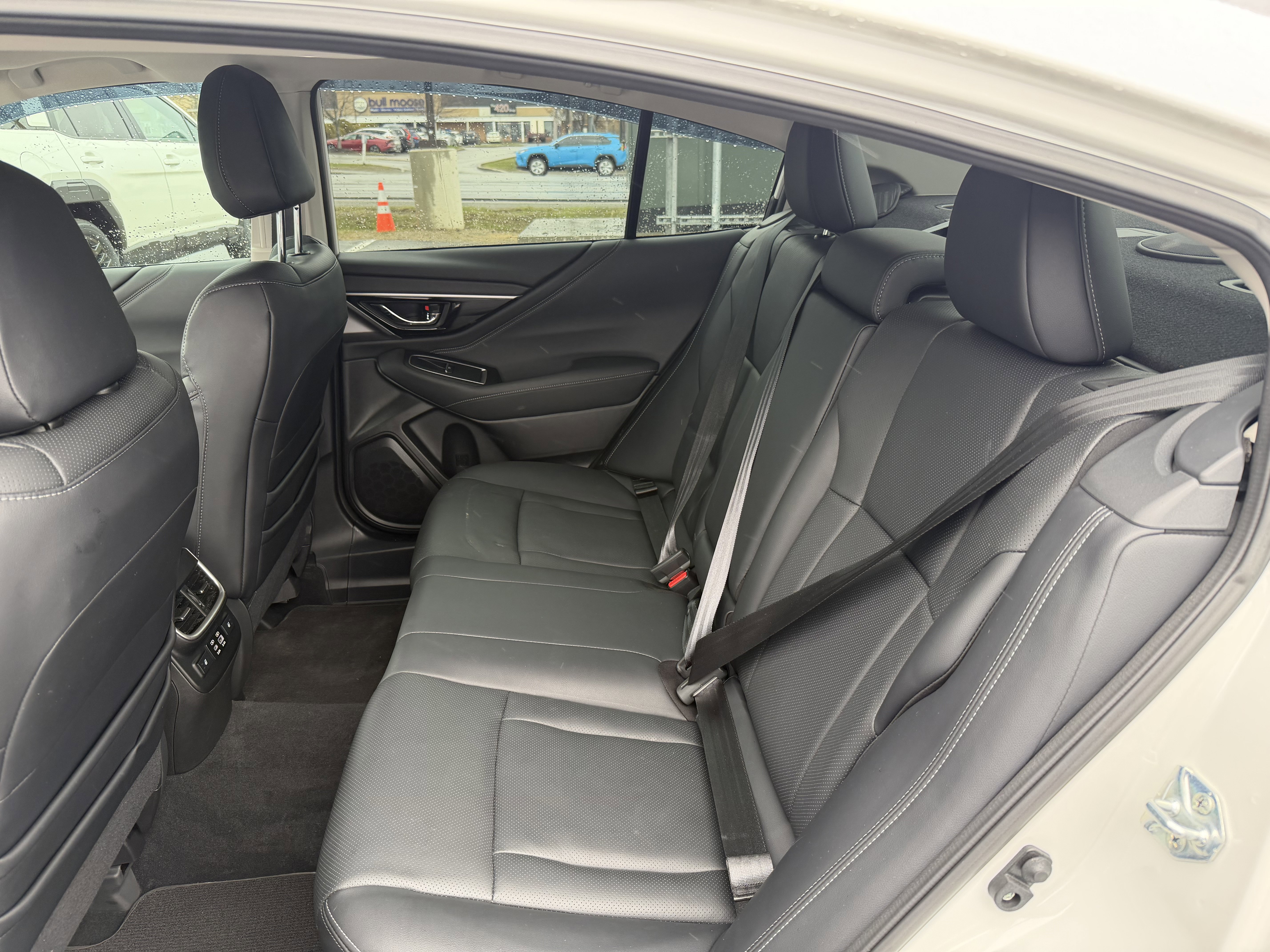 Used 2025 Crystal White Pearl Subaru Touring XT image 18