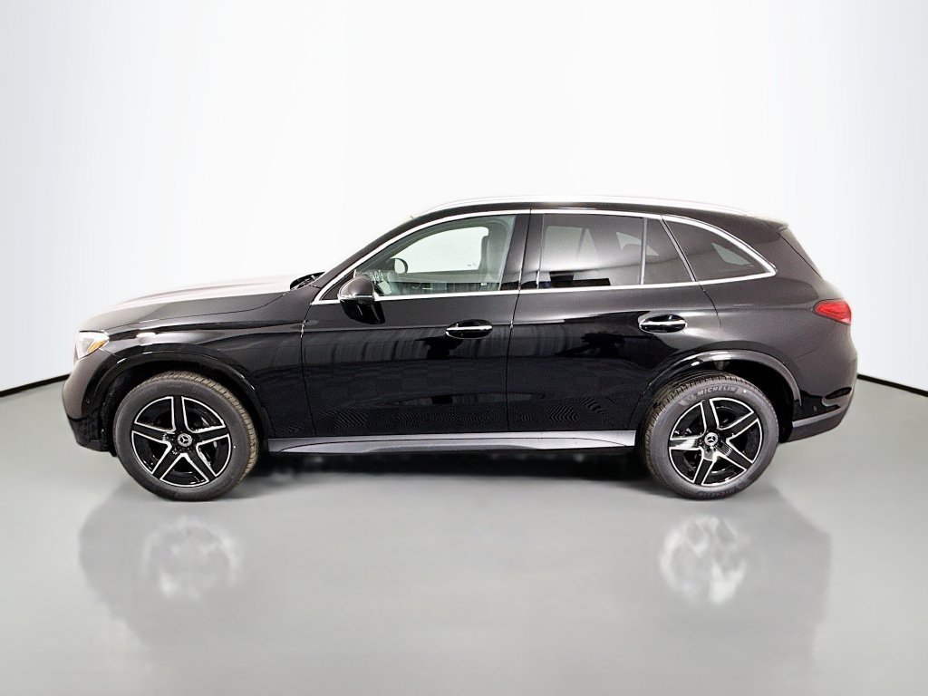 New 2026 Black Mercedes-Benz GLC 300 image 37