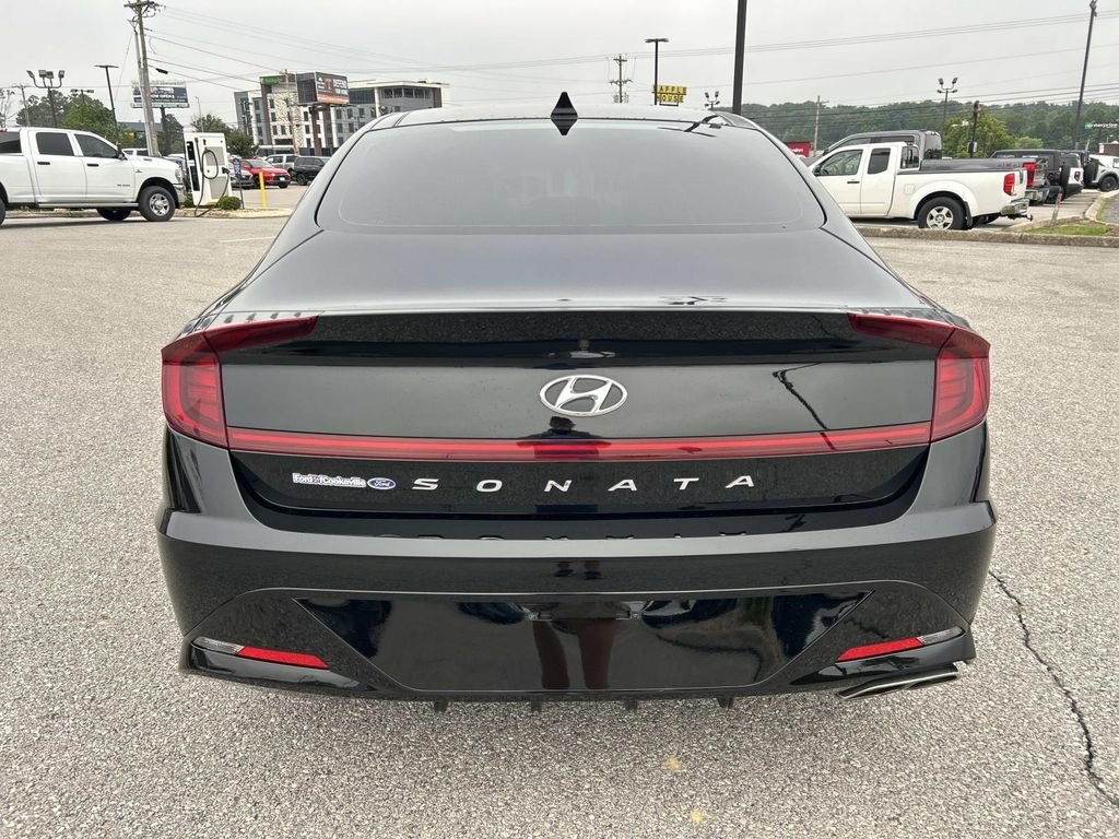 Certified Used 2023 Onyx Black Hyundai SEL image 5
