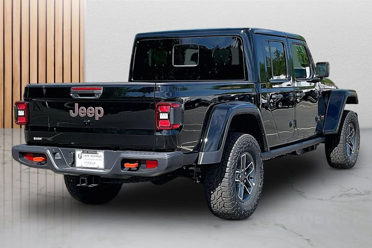 New 2026 Black Clear-Coat Exterior Paint Jeep Mojave image 8