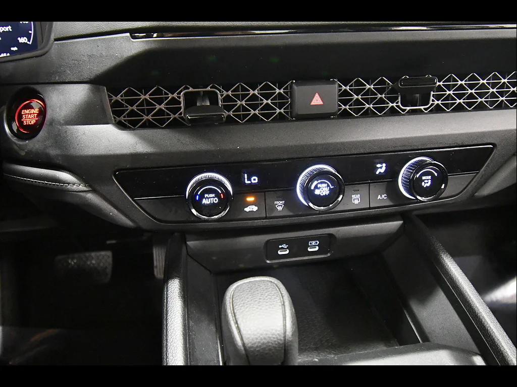 Used 2024 Solar Silver Metallic Honda LX image 23