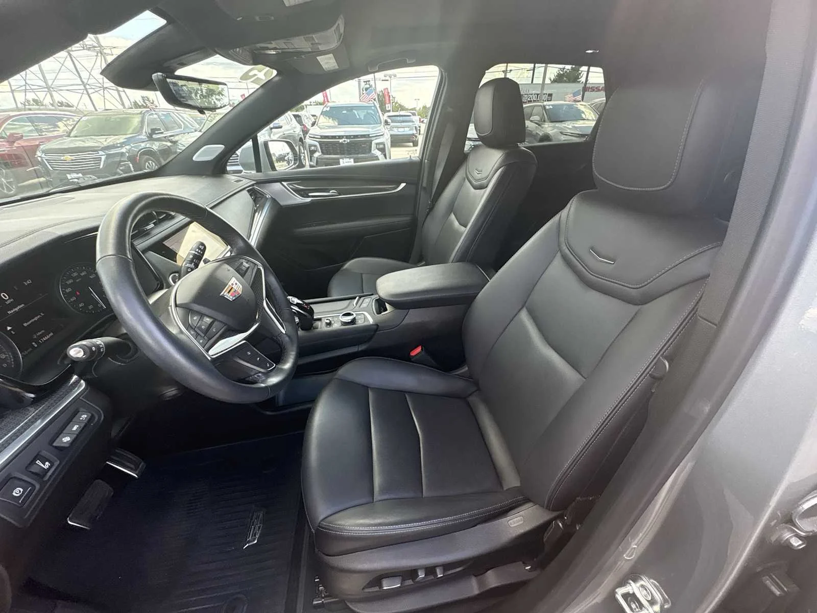 Used 2025 Argent Silver Metallic Cadillac Sport image 21