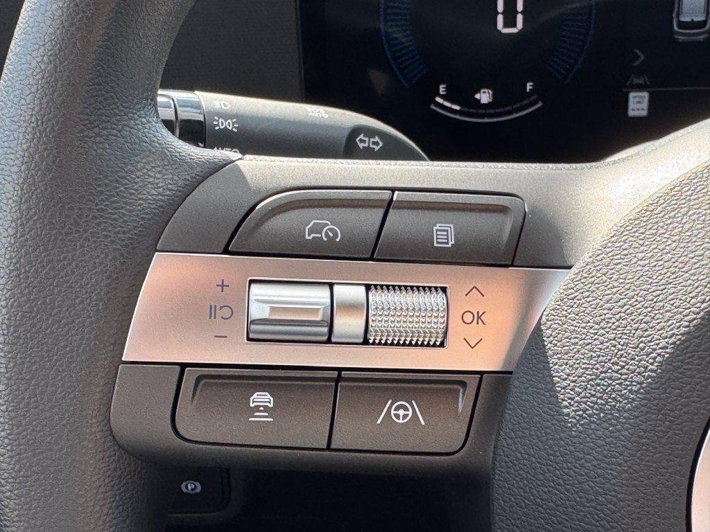 New 2027 Gray Hyundai SE FWD image 19