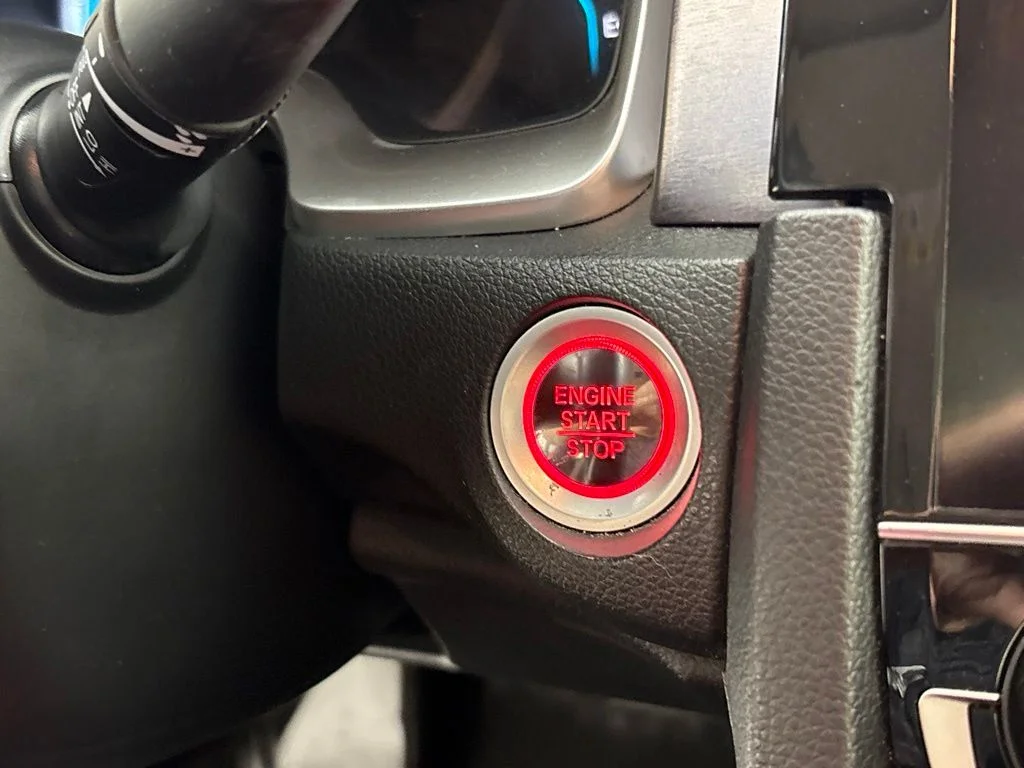 Used 2018  Honda EX-L image 26
