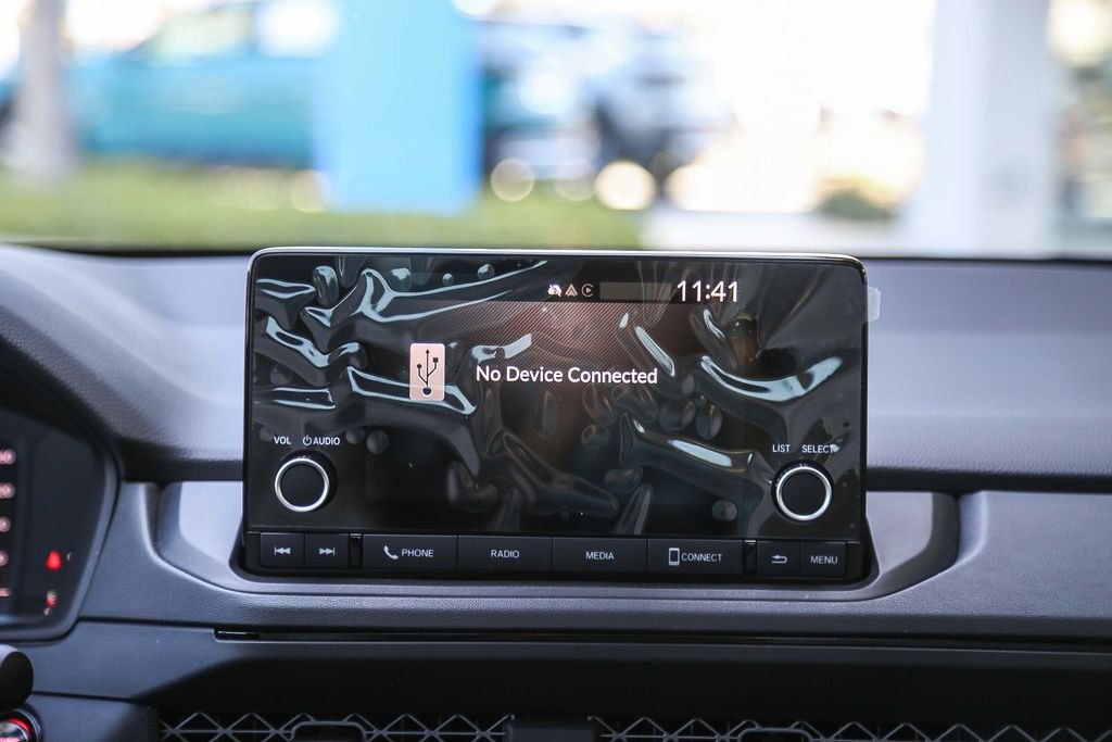 2025 Honda Accord SE - Photo 15