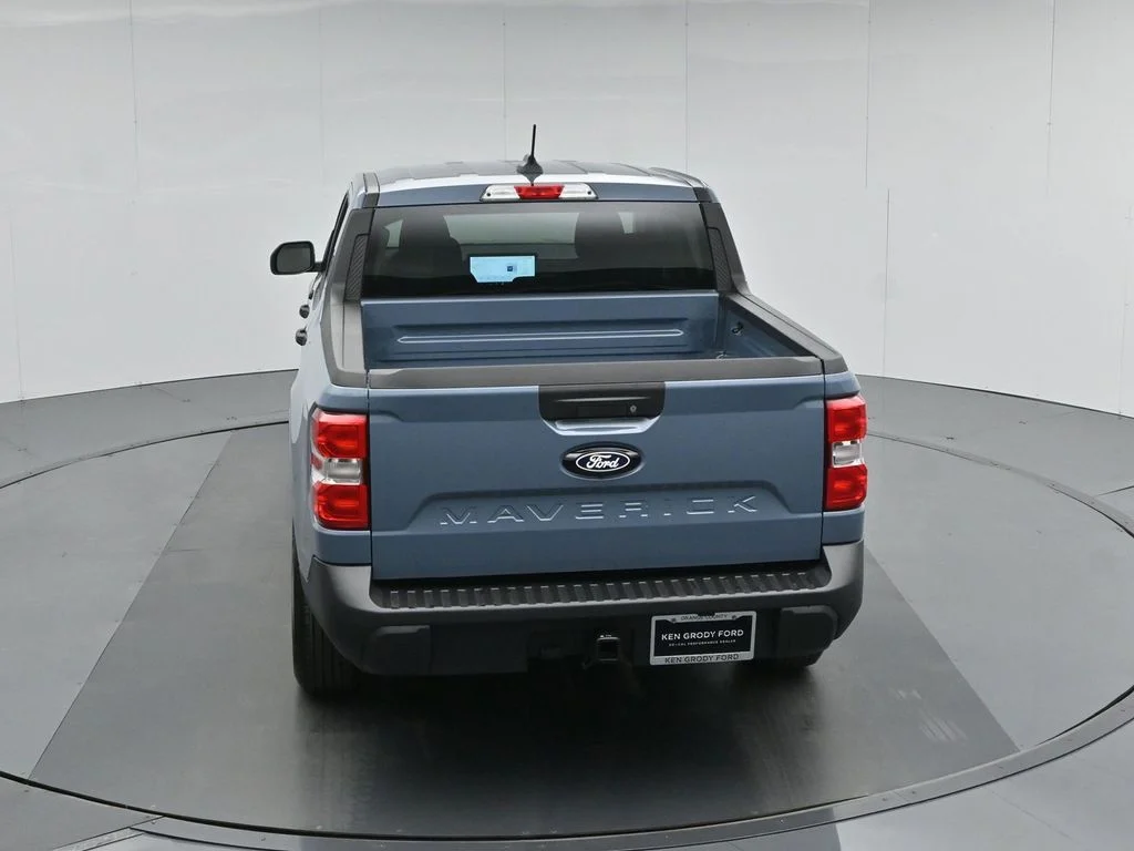 New 2026 Gray Ford XLT image 39