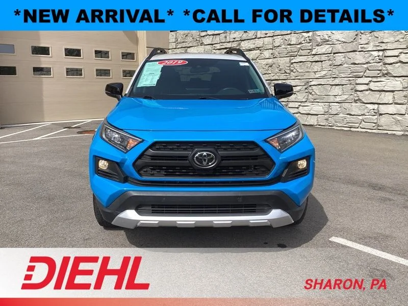Used 2019 Blue Toyota Adventure image 2