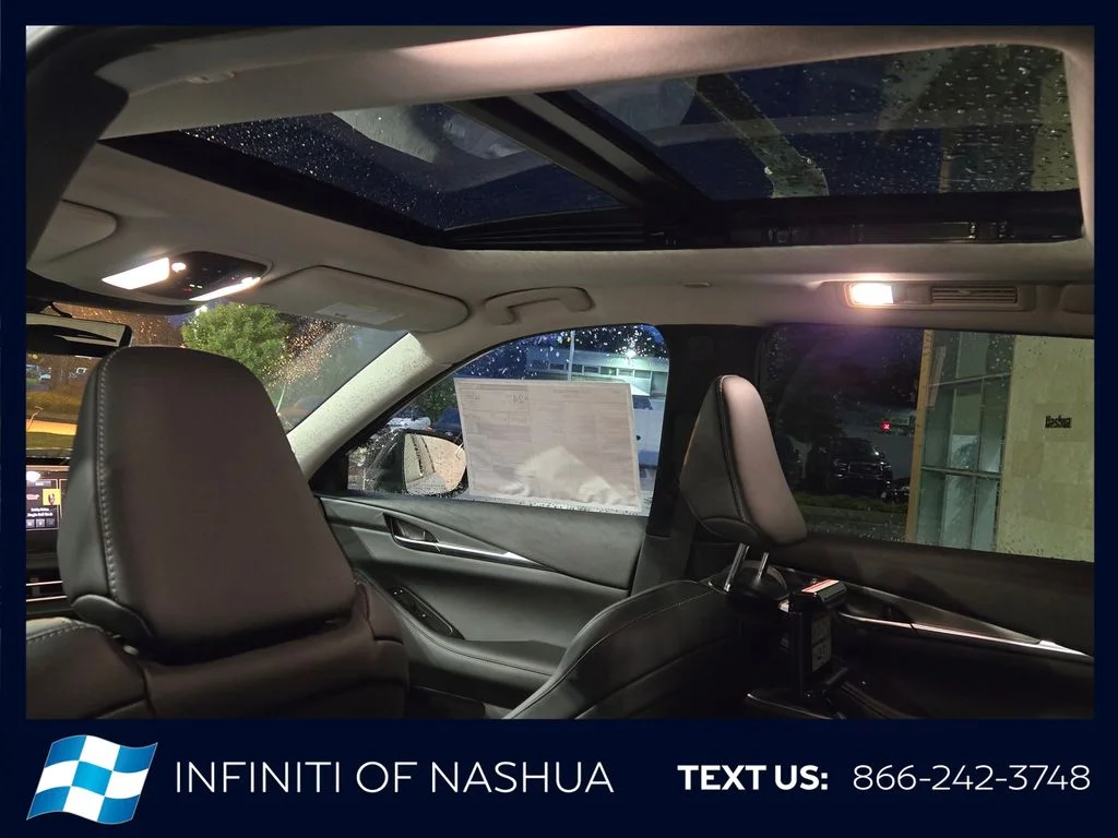 New 2027 RADIANT WHITE INFINITI Luxe AWD image 11