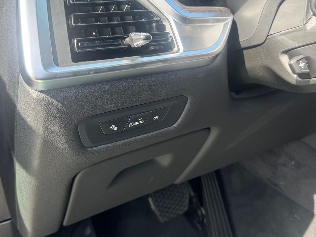 2026 BMW X5 50e - Photo 12