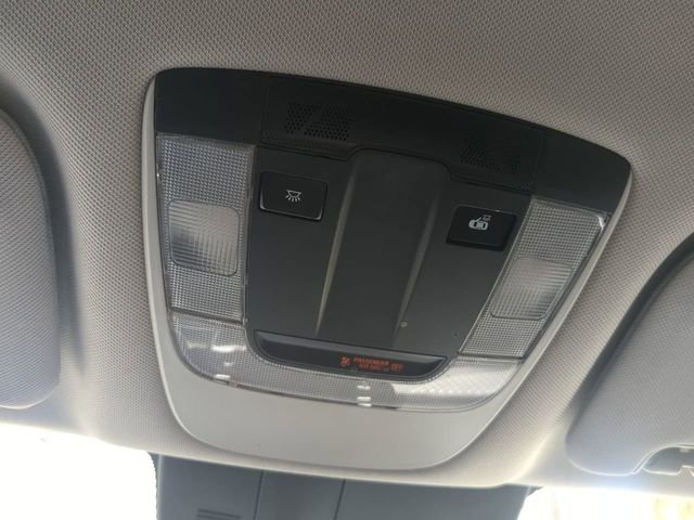 2021 Kia Sorento LX - Photo 22