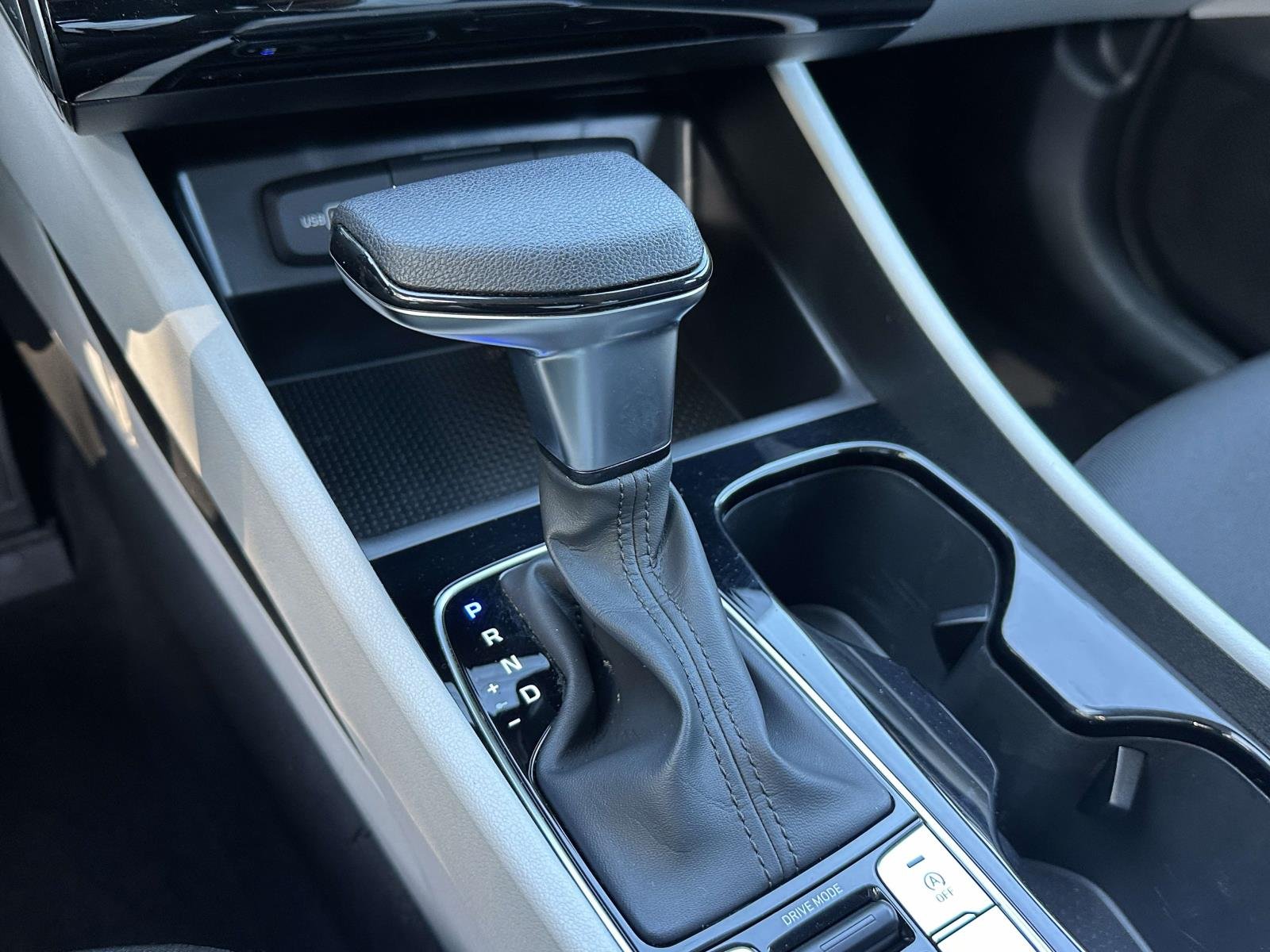 2024 Hyundai Tucson SE - Photo 36