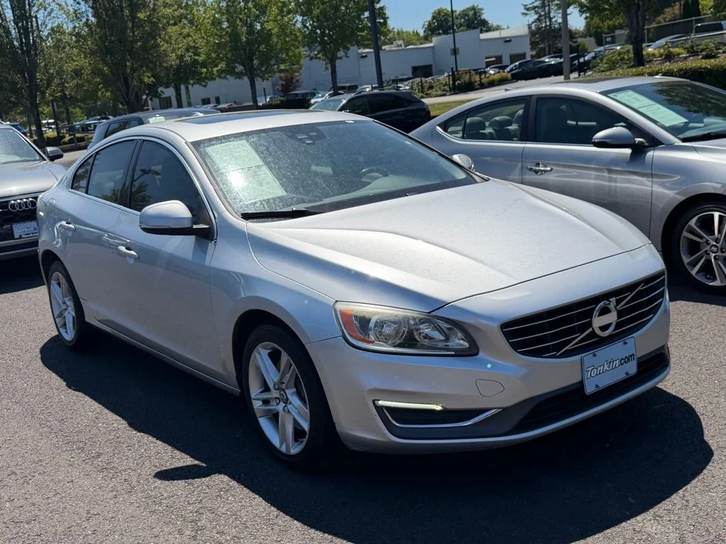 Used 2014 Volvo S60 T5 with VIN YV1612FS1E1290160 for sale in Gresham, OR