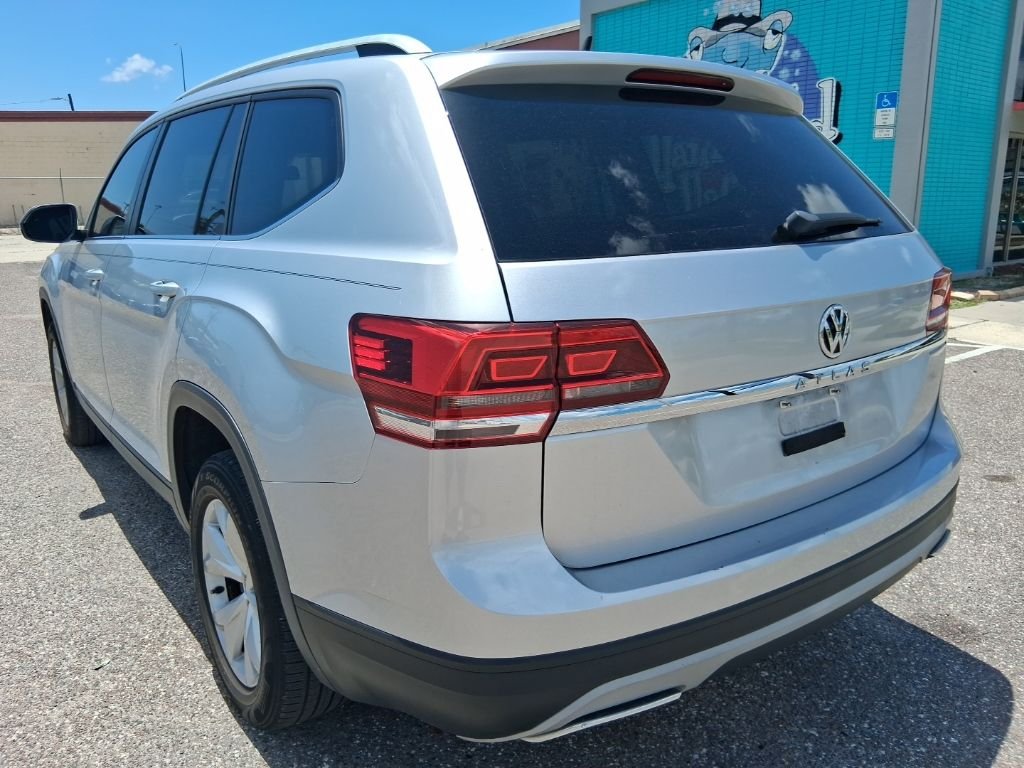 Used 2019 Silver Volkswagen 2.0T S image 5