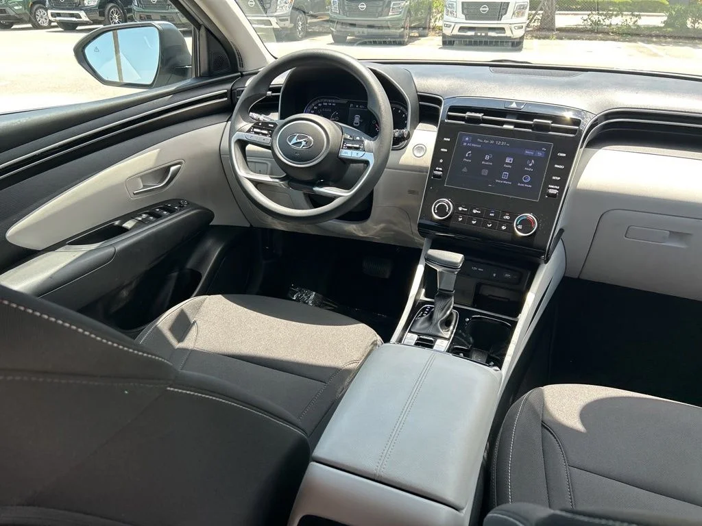 Used 2023 Shimmering Silver Hyundai SEL image 10