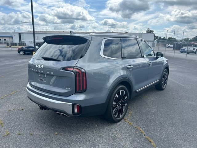 Used 2024 Silver Kia SX image 4