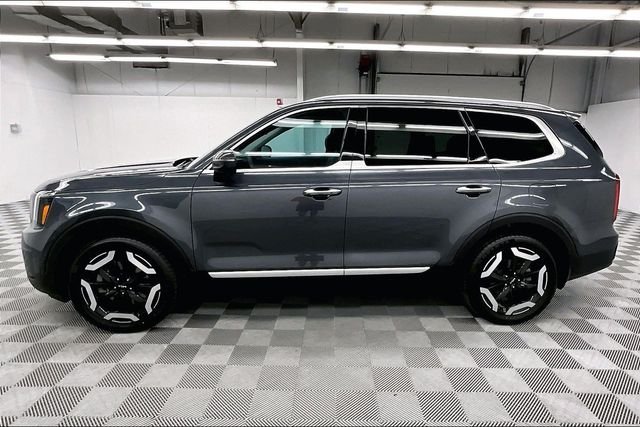 Used 2023 Gravity Gray Kia S image 13