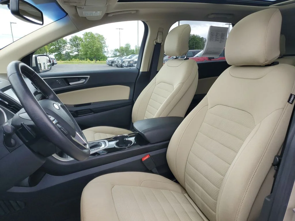 Certified Used 2018 White Gold Metallic Ford SEL image 5