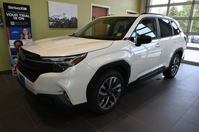 New 2026 CRYSTAL WHITE PEARL Subaru Touring image 17
