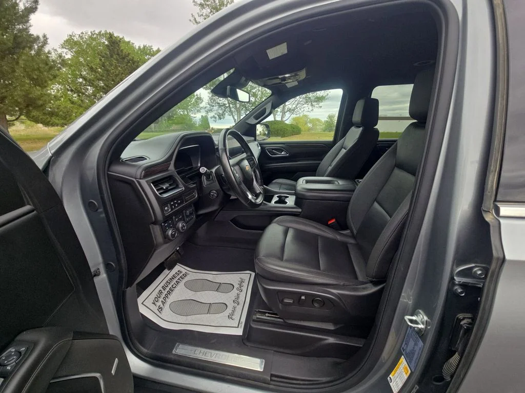 Used 2024 Gray Chevrolet LT image 25