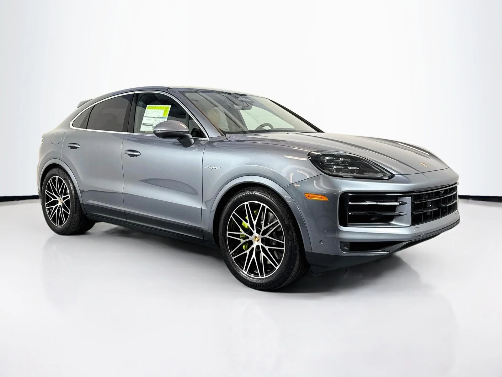 New 2026 Vanadium Grey Metallic Porsche E-Hybrid image 7