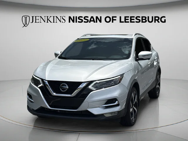 Used 2021 Silver Nissan SL image 15