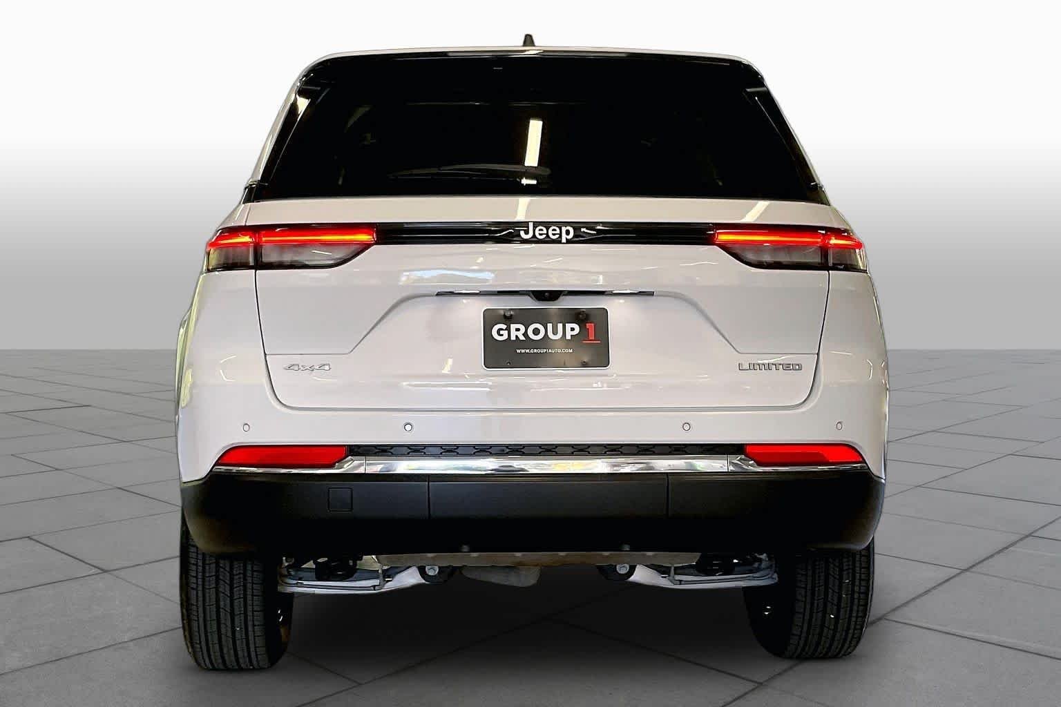 Used 2025 Bright White Clearcoat Jeep Limited image 4