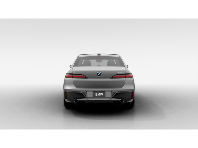 New 2026 Frozen Pure Grey Metallic BMW 750e xDrive image 5