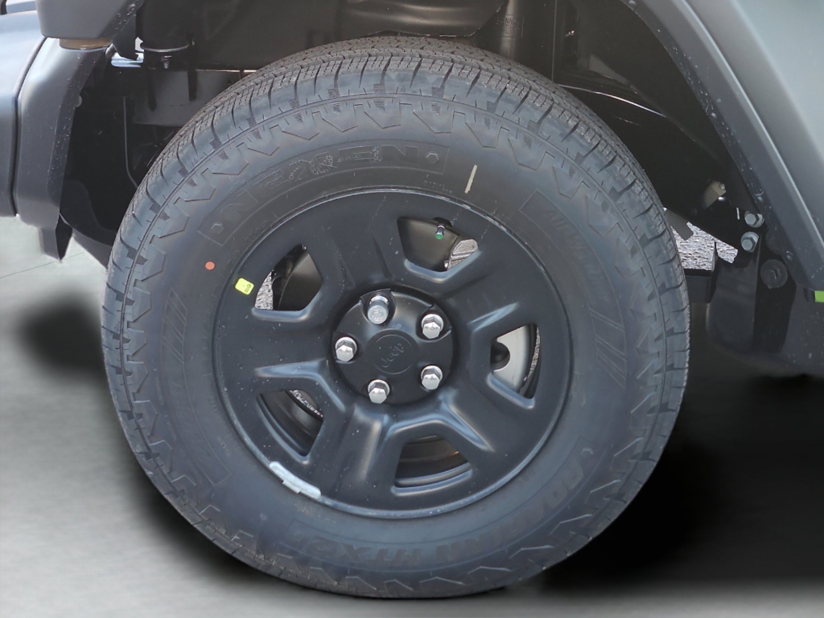 New 2026 Mojito Clear-Coat Exterior Paint Jeep Sport image 7