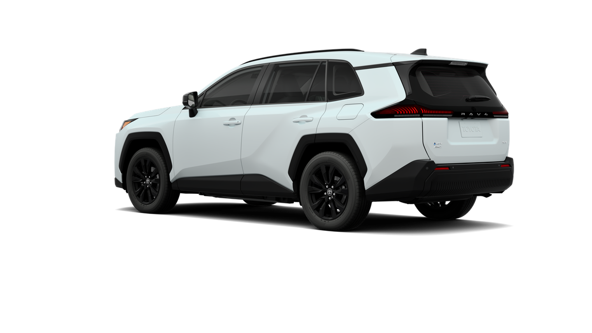 New 2026 Wind Chill Pearl Toyota XLE Premium image 6