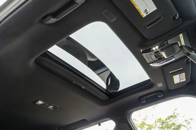 Used 2025 Incognito Lexus 550 Overtrail+ image 13