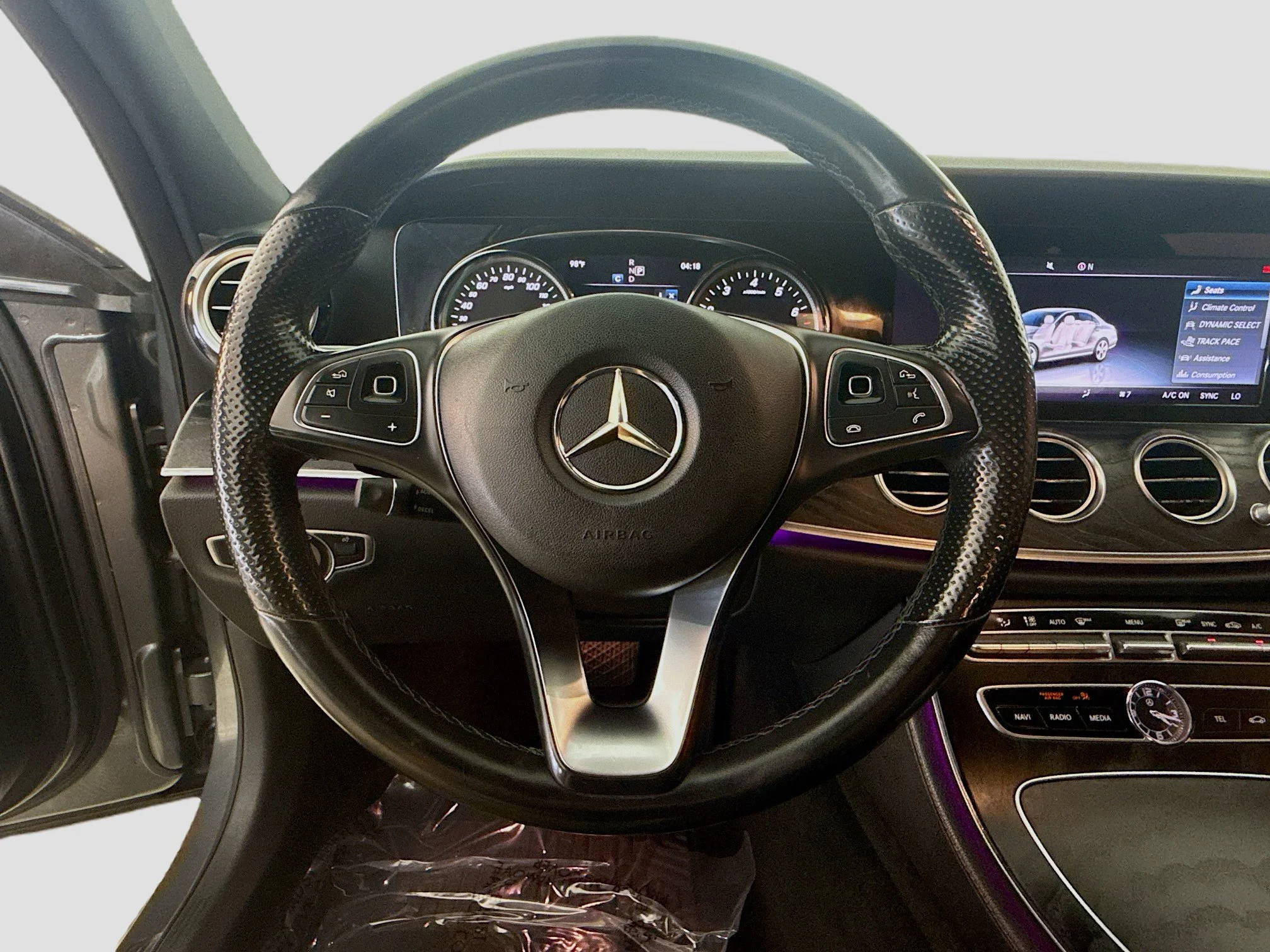 Used 2018 Selenite Gray Metallic Mercedes-Benz E 300 image 9