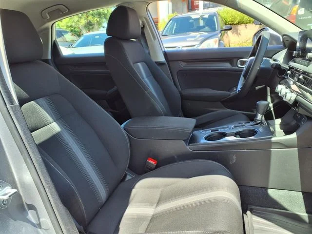 Used 2022 Silver Honda LX image 26