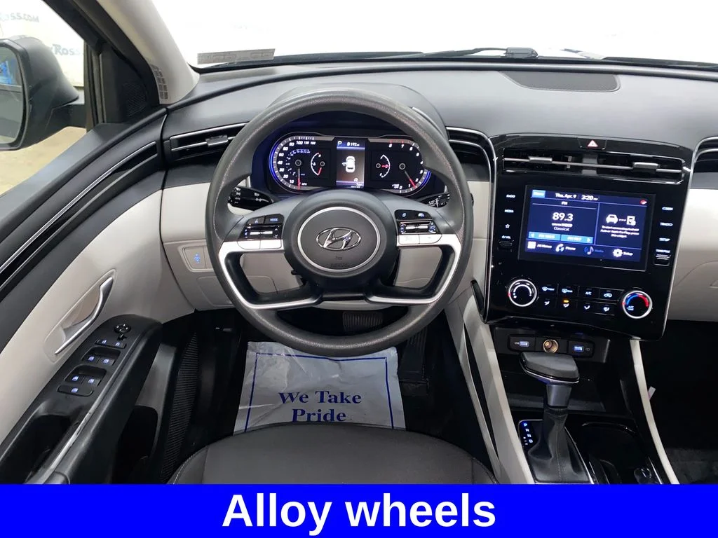 Used 2022 Gray Hyundai SEL image 12
