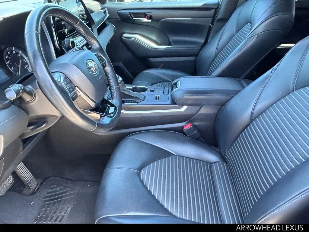 Used 2021 Gray Toyota XSE image 15