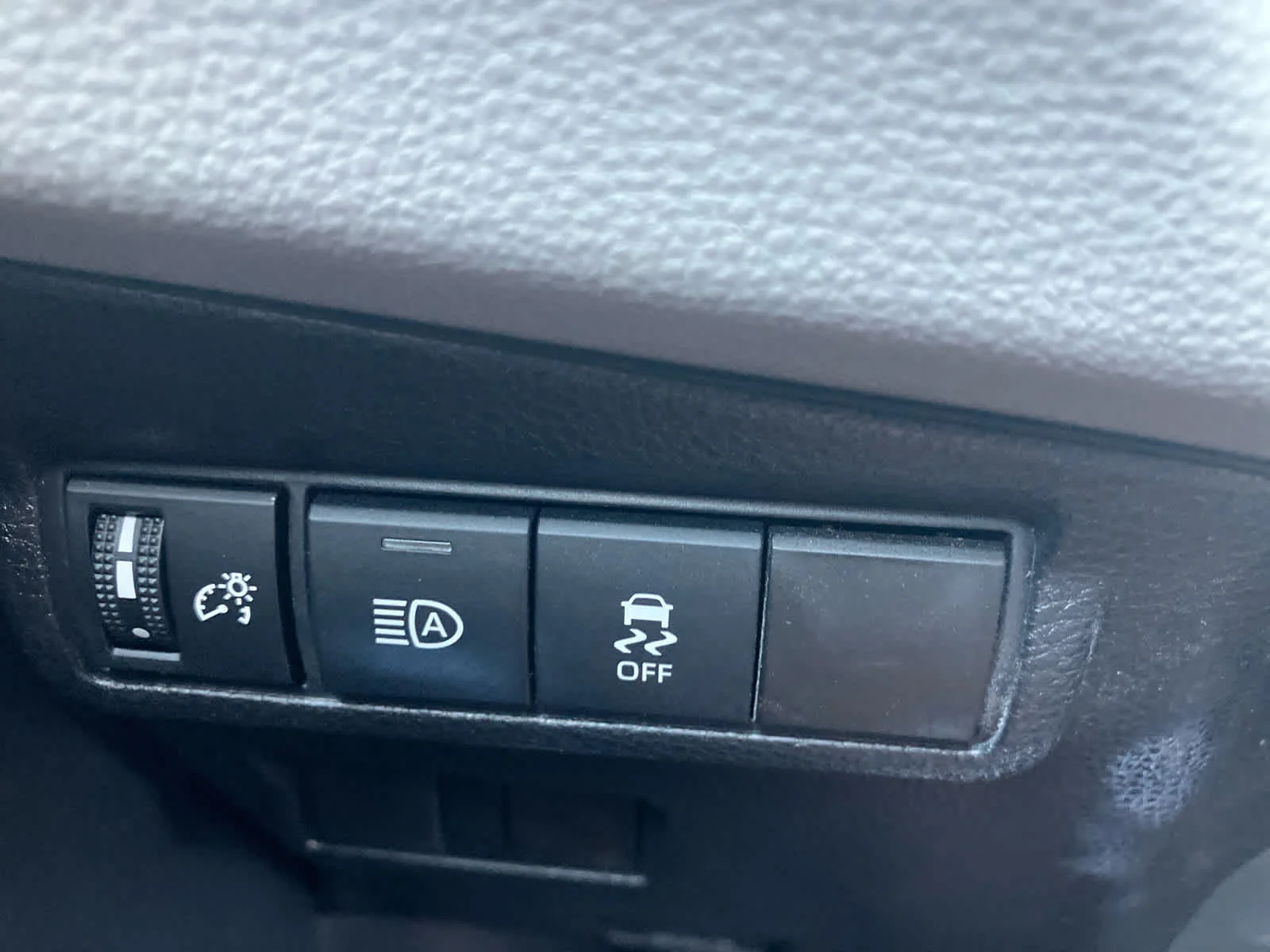 Certified Used 2026 Celestite Toyota L image 15