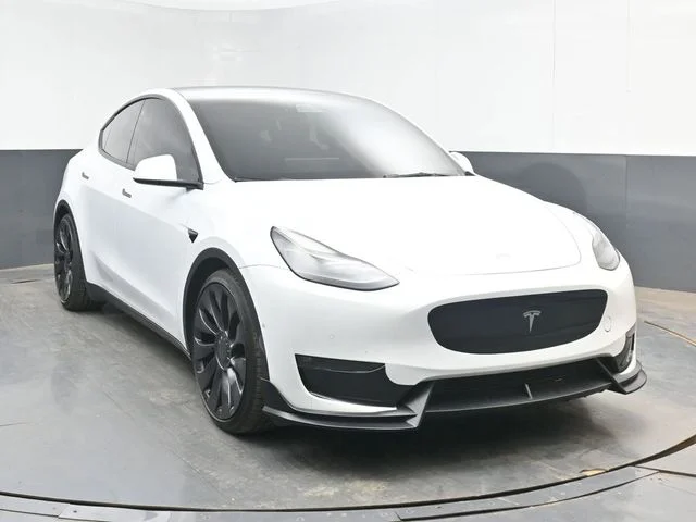 Used 2022 Tesla Model Y Performance with VIN 7SAYGDEF9NF452768 for sale in Morristown, TN