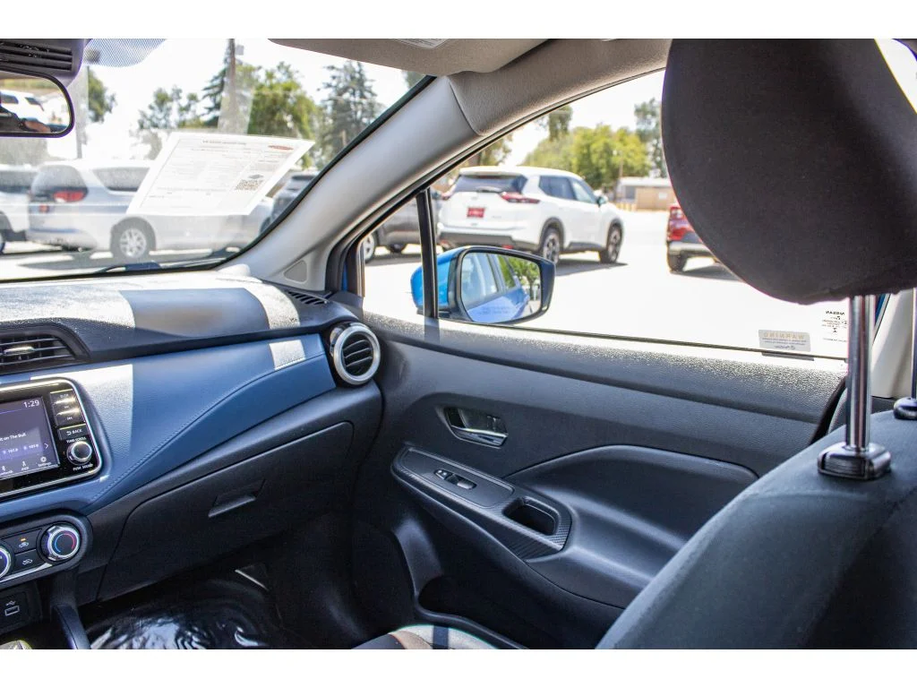 Used 2023 Electric Blue Metallic Nissan SV image 19