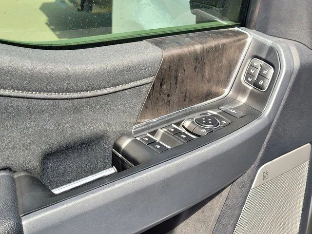 2024 Ford F-250 Super Duty Lariat - Photo 12