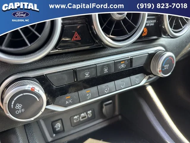 Used 2025 Gray Nissan SV image 29