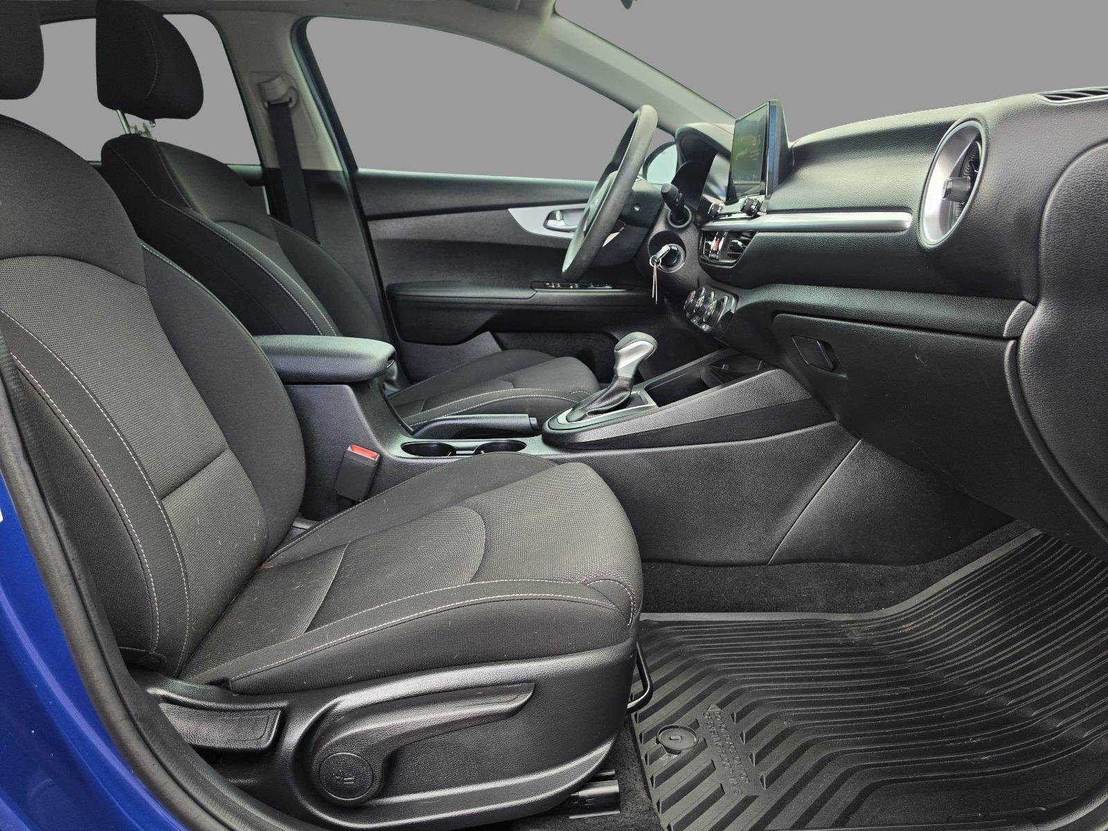 Used 2023 Deep Sea Blue Kia LXS image 27