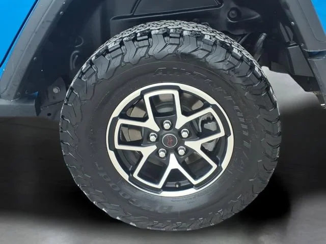 Used 2024  Jeep Rubicon image 30