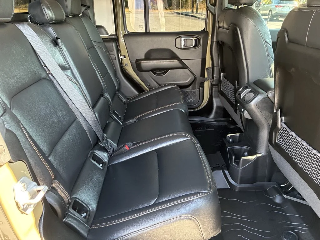 Used 2025 Green Jeep High Tide image 19
