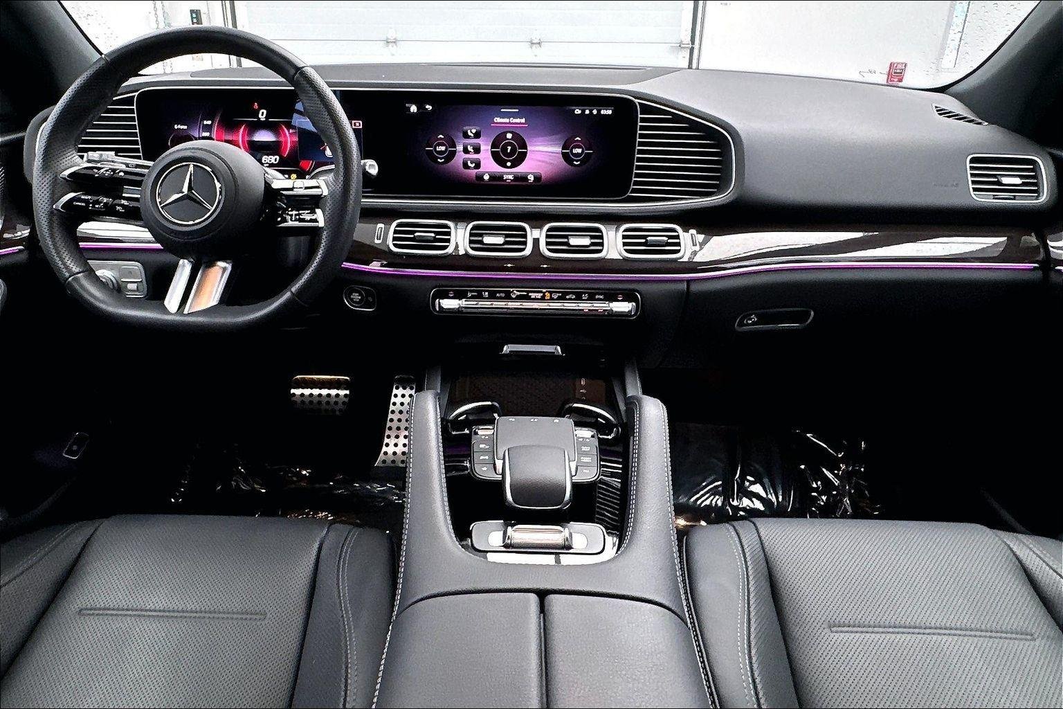 Used 2024 Obsidian Black Metallic Mercedes-Benz GLE 580 image 10