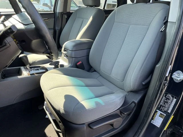 Used 2012 Blue Hyundai GLS image 15