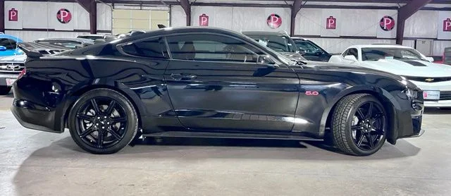 Used 2020 Black Ford GT Premium image 2
